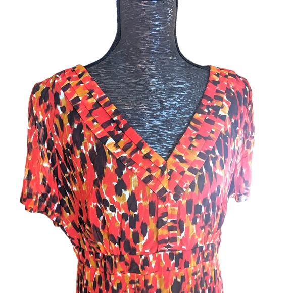 Boutique Summer maxi dress with lining umbra bottom colorful pattern size large - Picture 3 of 10